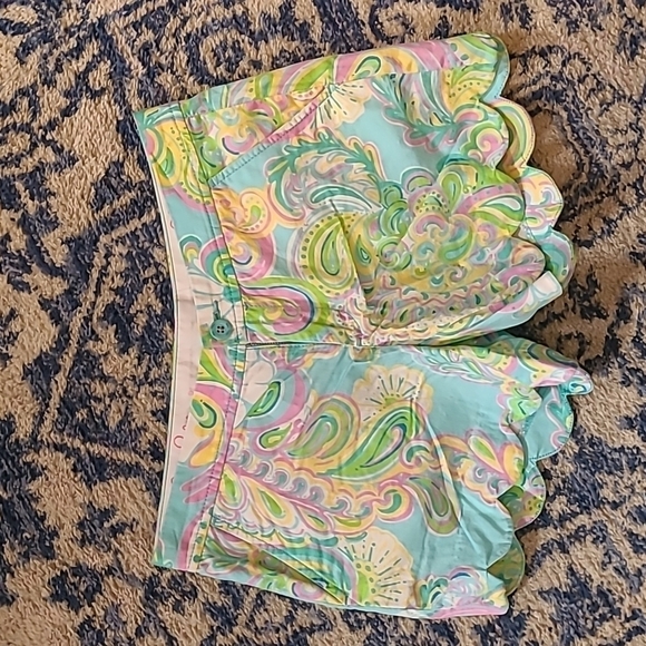 Lilly Pulitzer buttercup scalloped shorts sz 0 WS101 - Picture 1 of 3